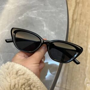 Lentes vintage negros estilizados